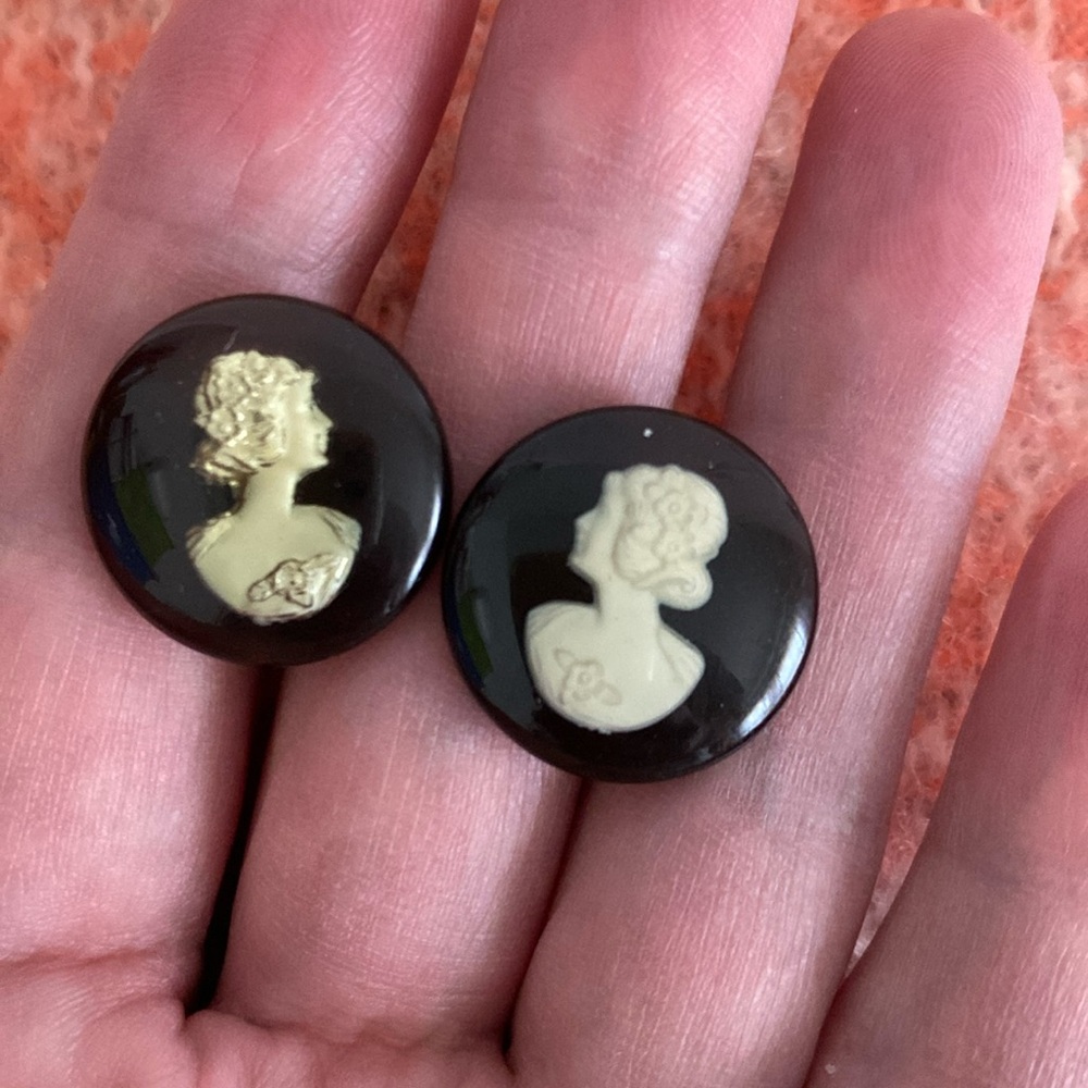 Unique Screw Back Cameo on Resin or Bakelite Earrings